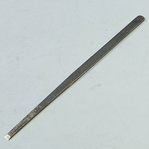 Bonsai Grafting Chisel (KANESHIN) “Length 200mm / Blade Width 6mm ” No.77D