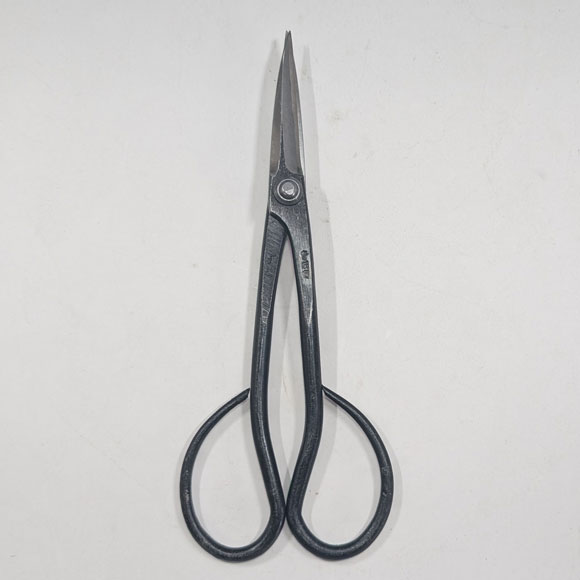All hand-made bonsai long blade trimming scissors with Shinogi - blue steel - (KANESHIN) " Length 190mm" No.35M