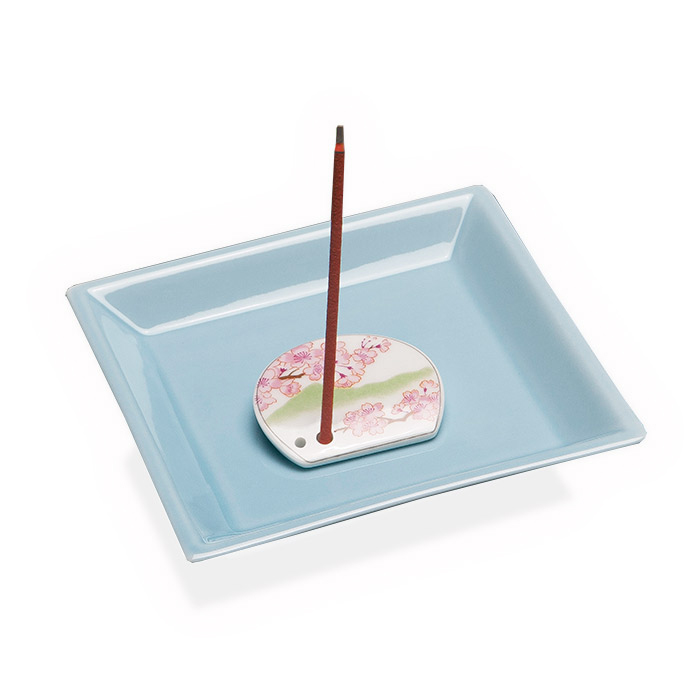 Porcelain Incense Holder Cherry Blossoms/Hanasaki