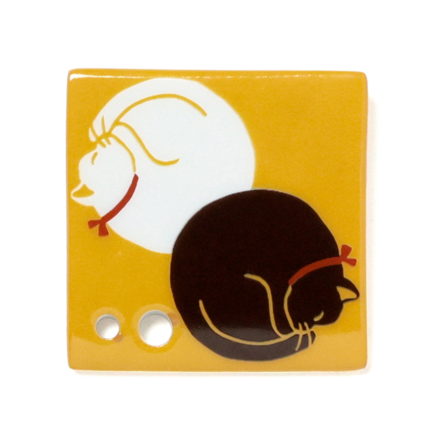 Porcelain Incense Holder Curling Cat/Marumaruneko