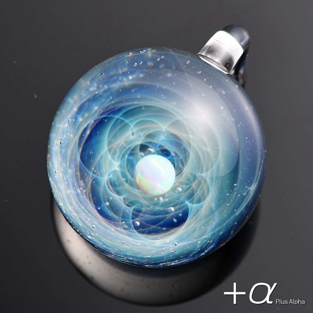 SpaceGlass Pendant WhiteOpal