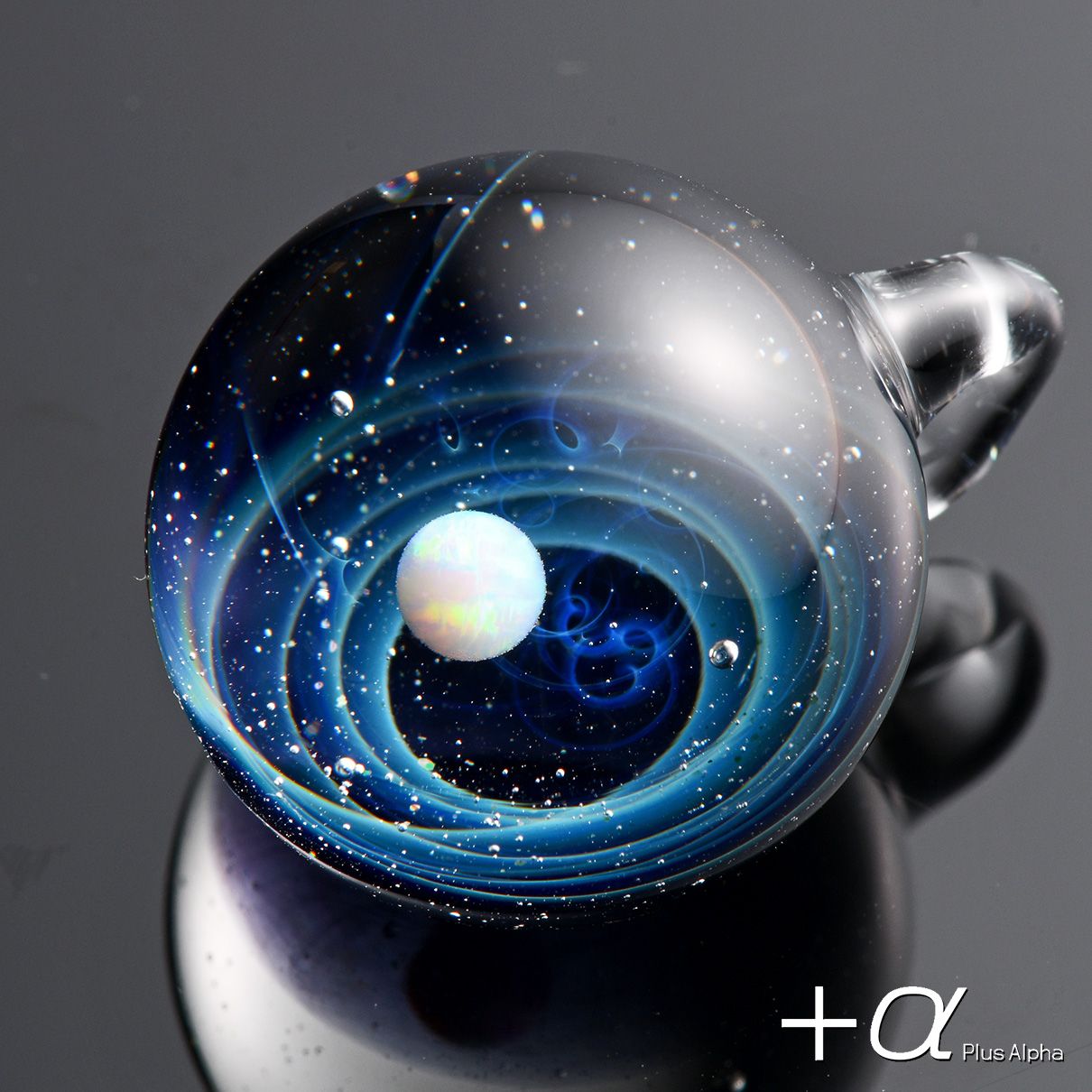 SpaceGlass Pendant WhiteOpal