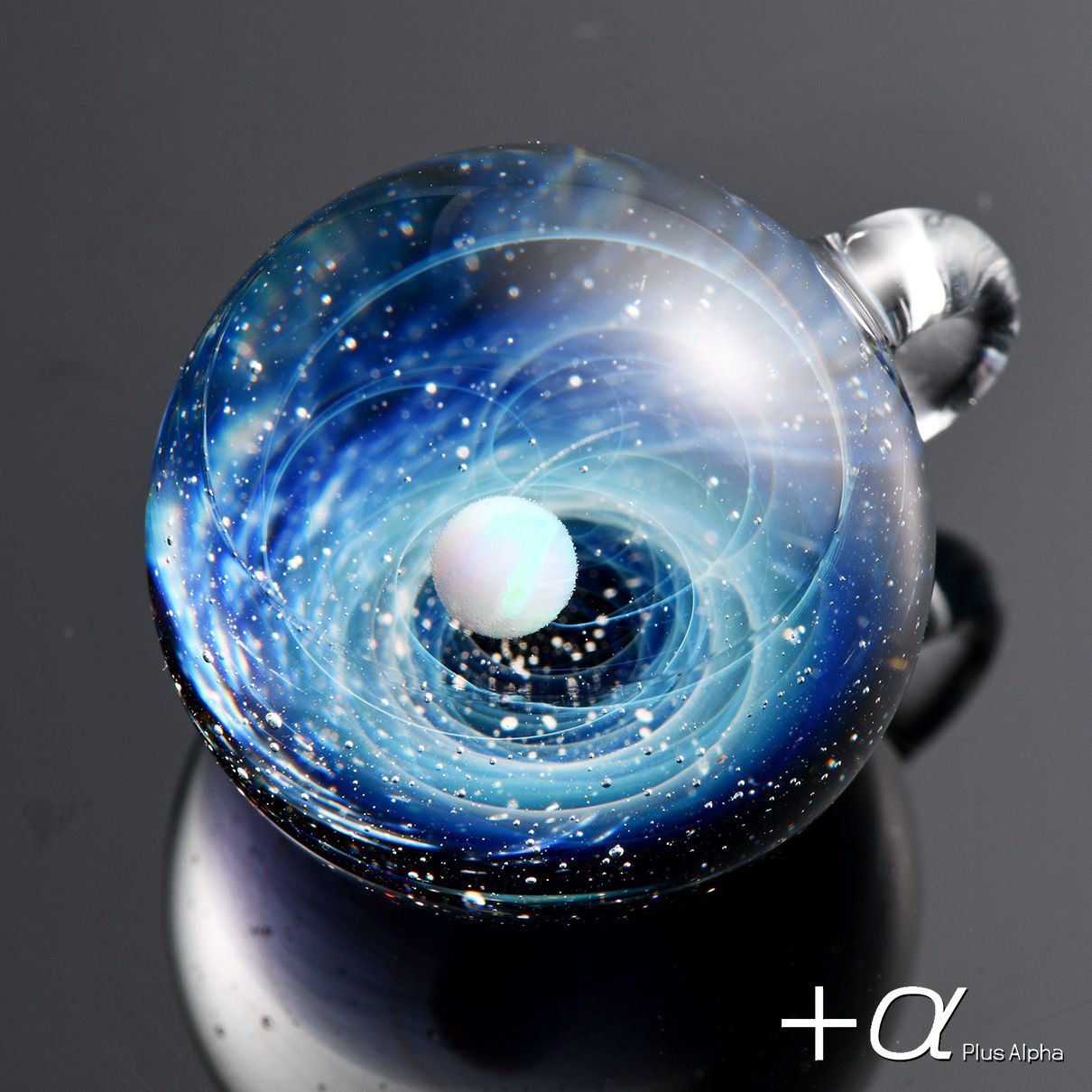 SpaceGlass Pendant WhiteOpal