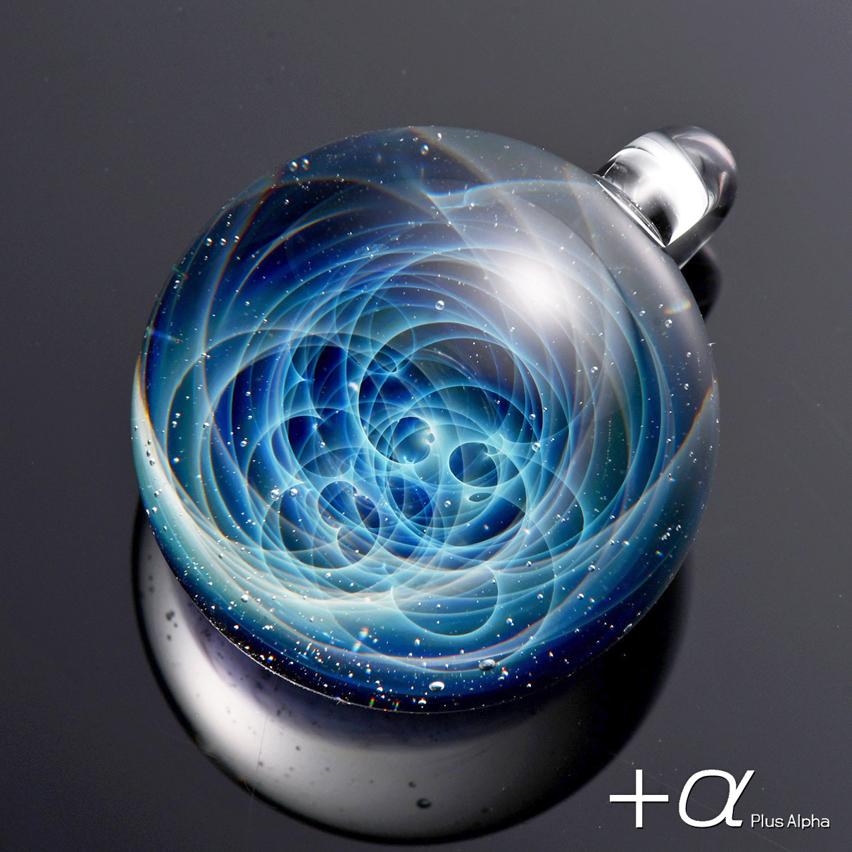 宇宙ガラスペンダント（クラシック