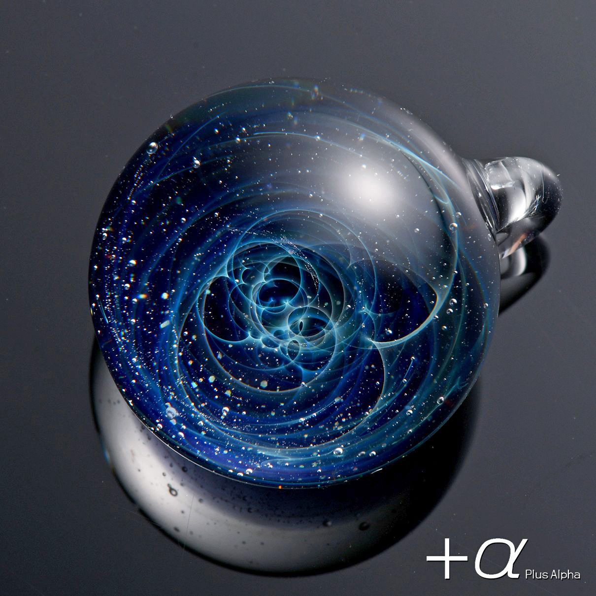 宇宙ガラスペンダント（クラシック）