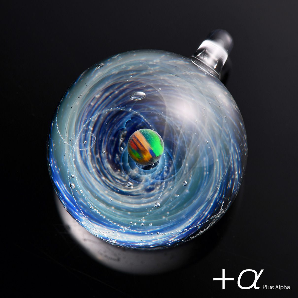 宇宙ガラスペンダント（ブラックオパール）