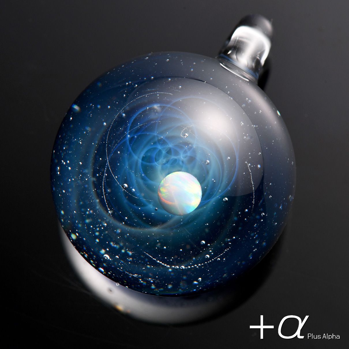 宇宙ガラス ペンダント ホワイトオパール
