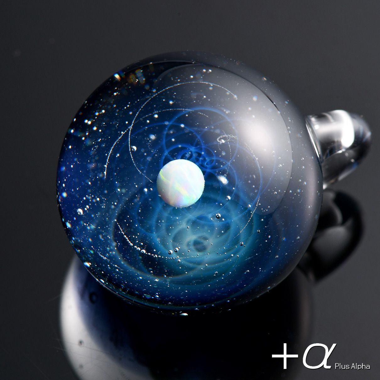 宇宙ガラス ペンダント ホワイトオパール