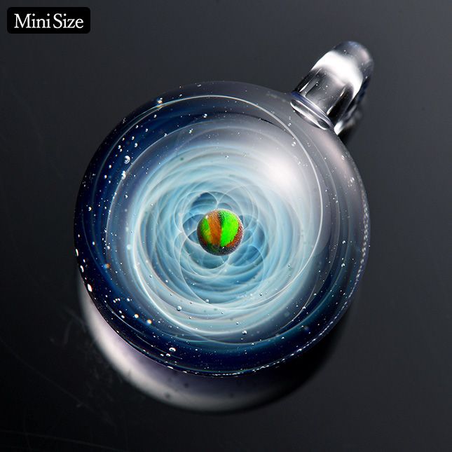 宇宙ガラスペンダントＭｉｎｉブラックオパール