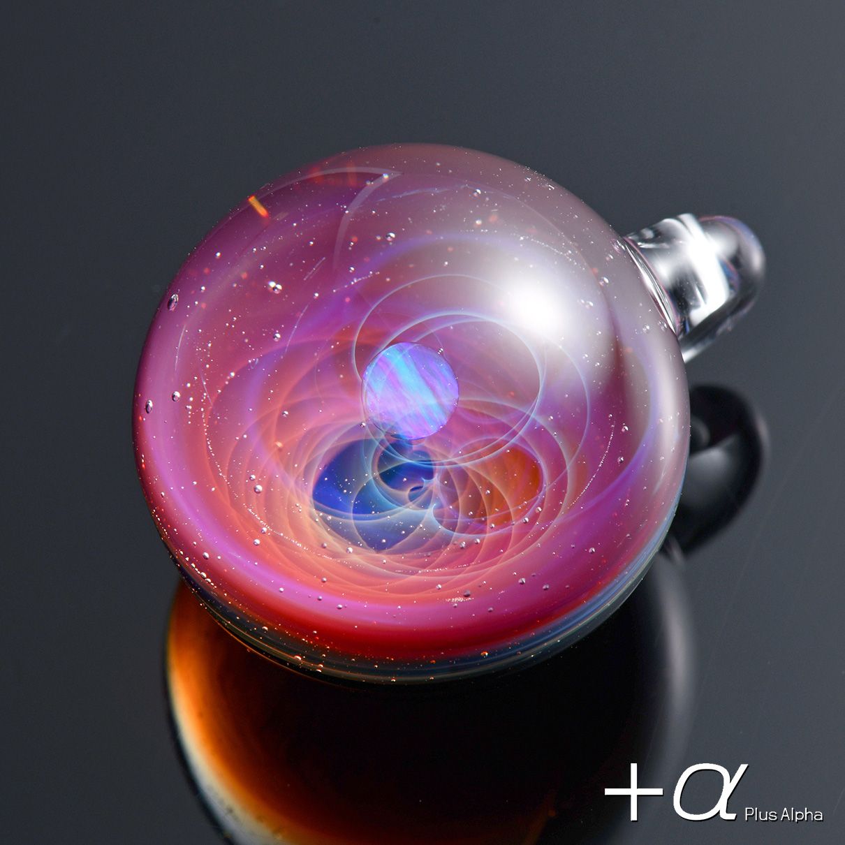 宇宙ガラスペンダント（クリスタルオパール）