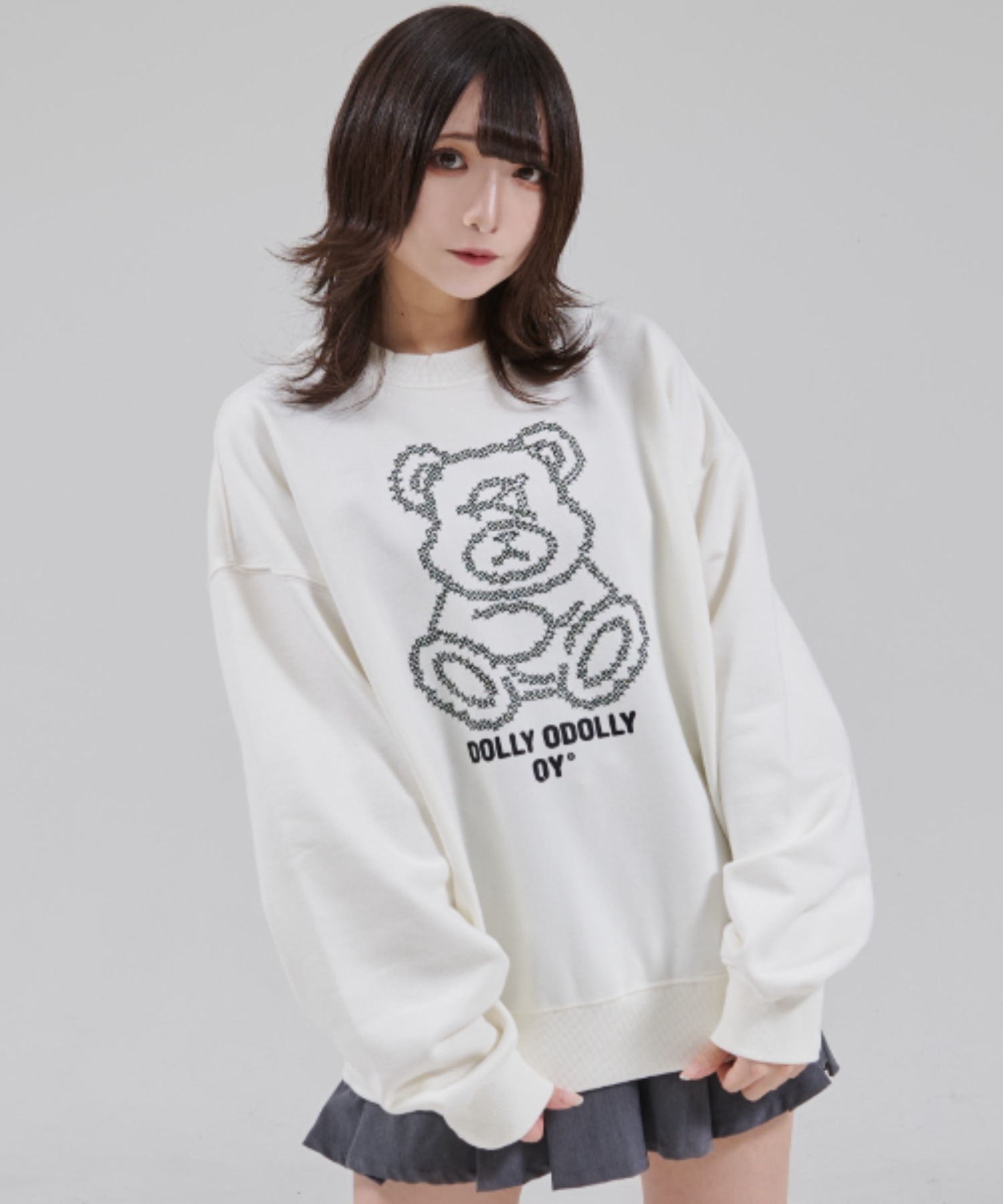 [OY] Stitched Dolly Crewneck 