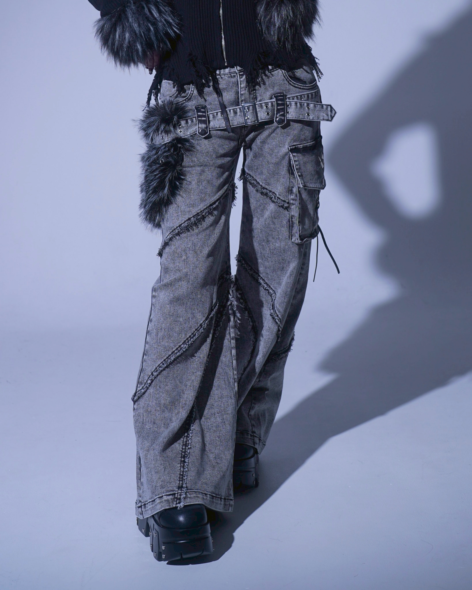 [REFLEM] Flared Denim Pants with Fur Pouch Belt