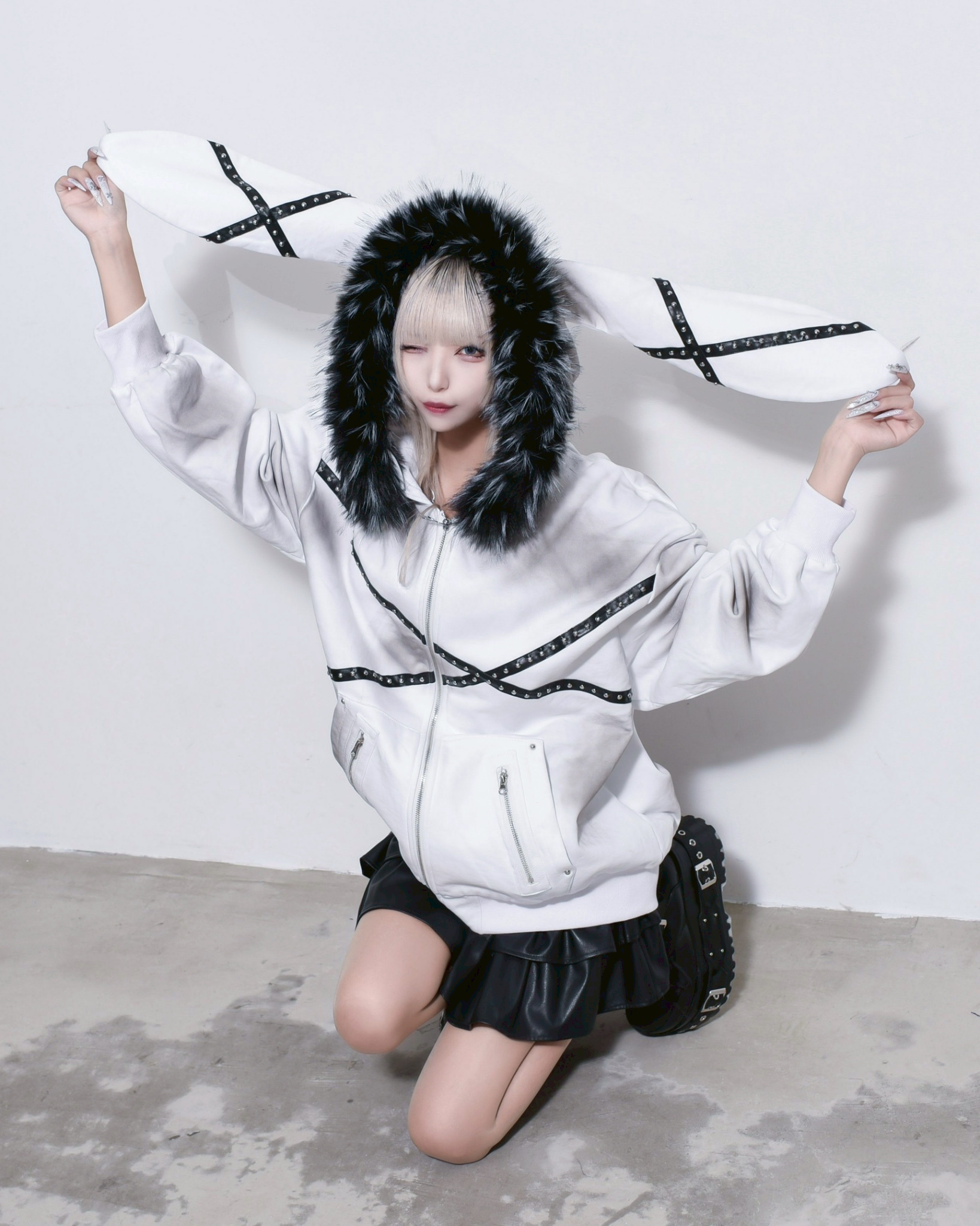 [REFLEM] Fur-Trimmed Zip-Up Hoodie with Bunny Ears