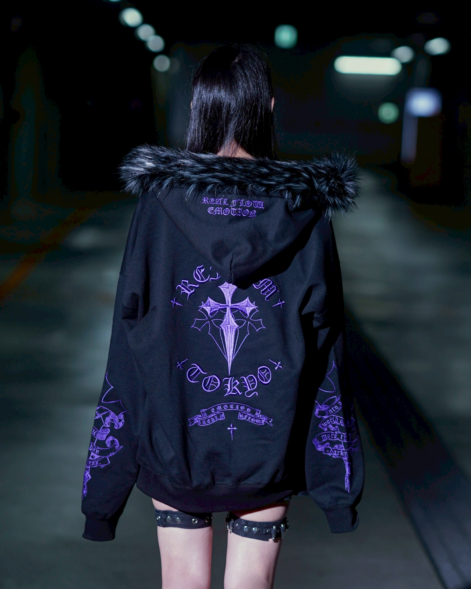 [REFLEM] Fur-Trimmed Cross Embroidered Zip-Up Hoodie