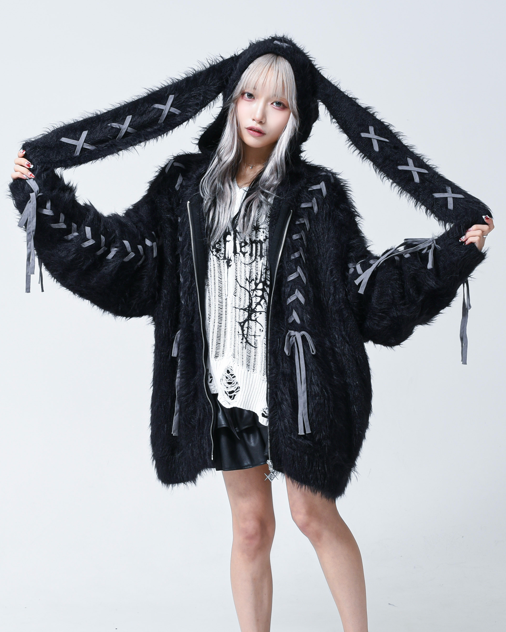 [REFLEM] Feather Yarn Knit Hoodie with Bunny Ears