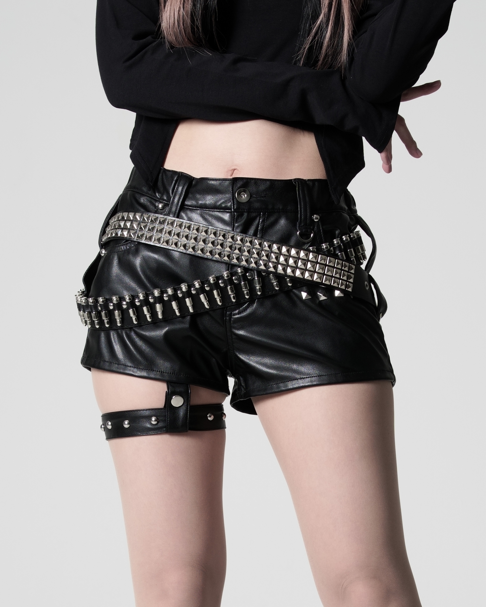 [REFLEM] Denim Shorts with Double Belts