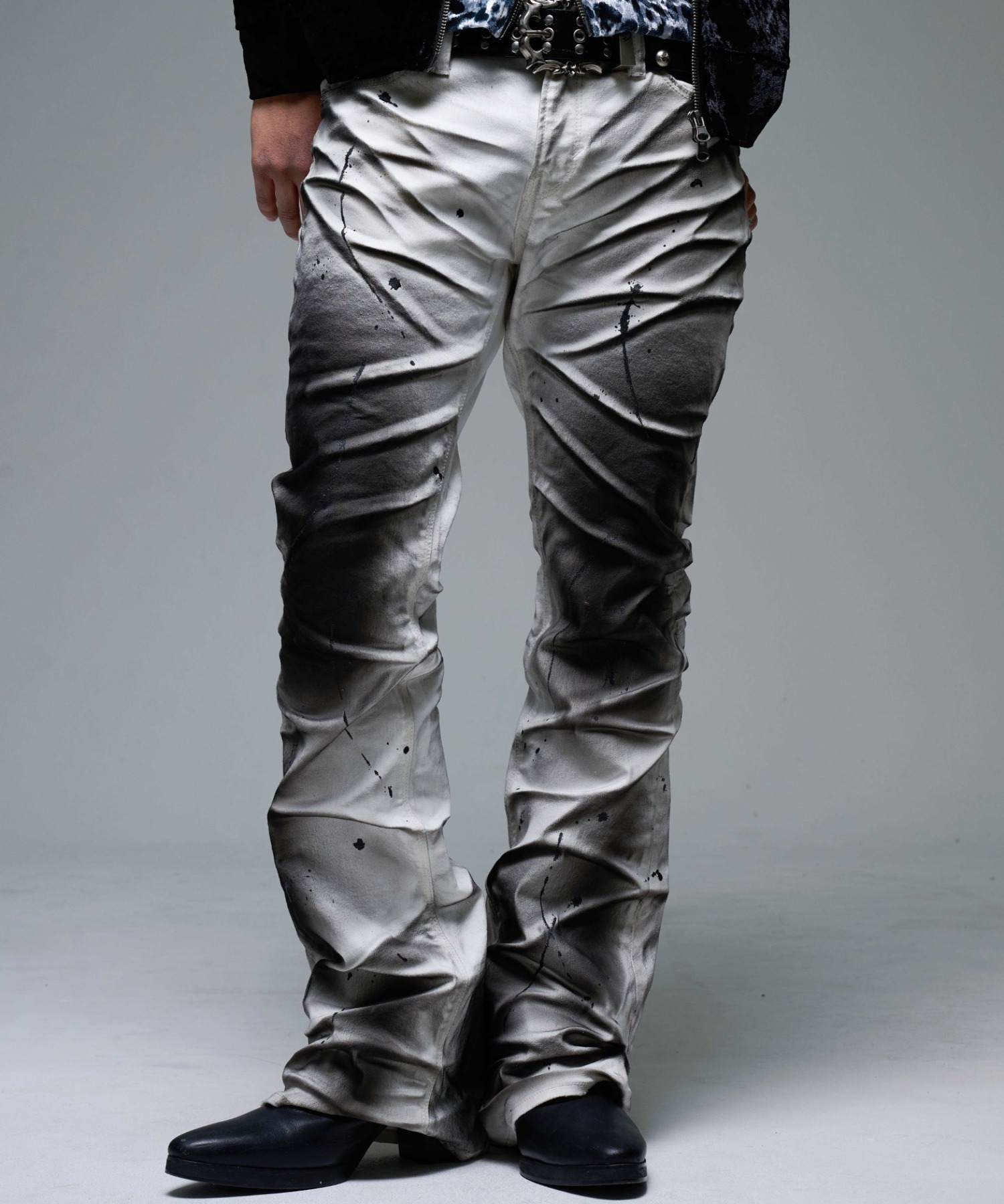 [FUGA] 3D Processed Flared Denim Pants
