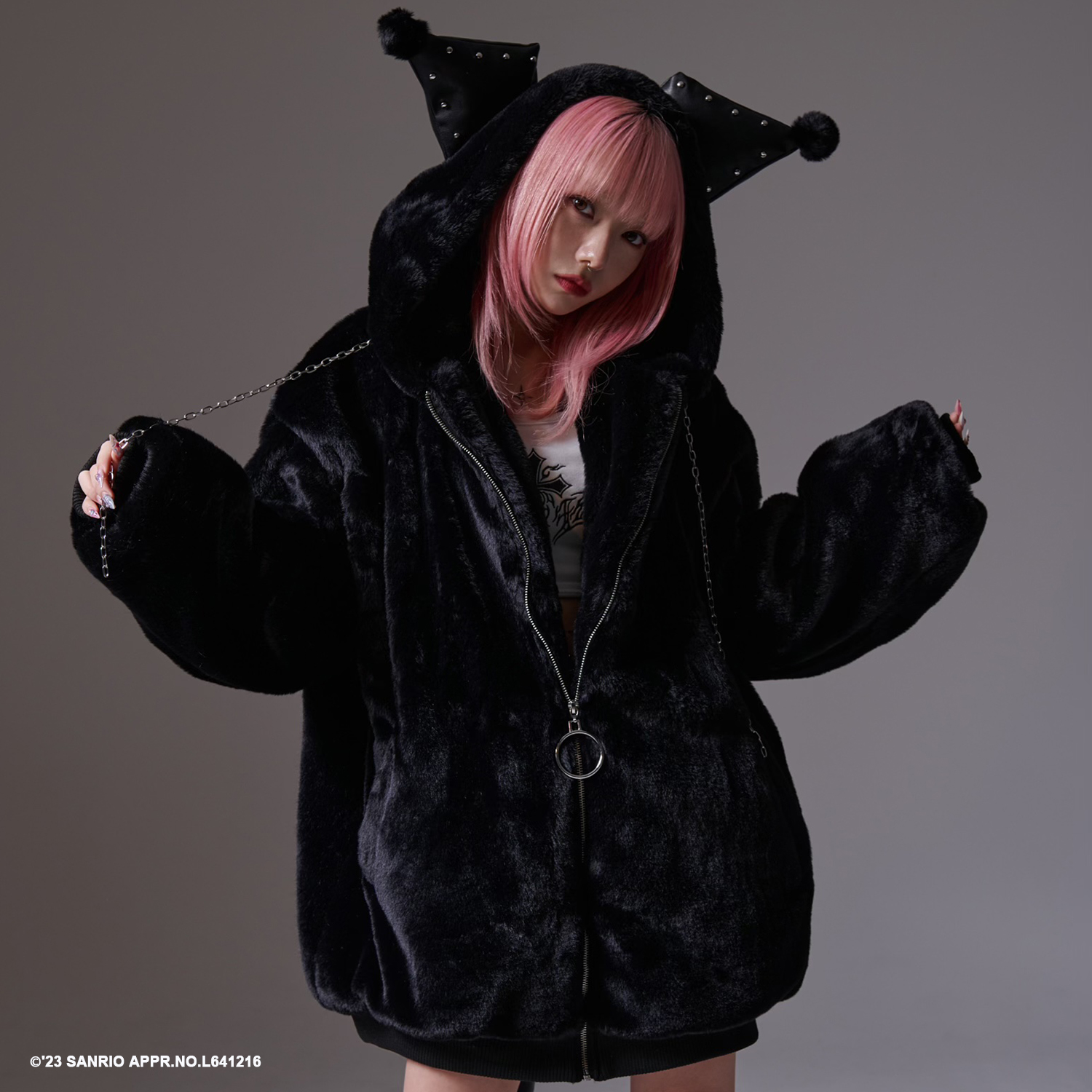 [REFLEM] REFLEM x Kuromi Fur Hoodie