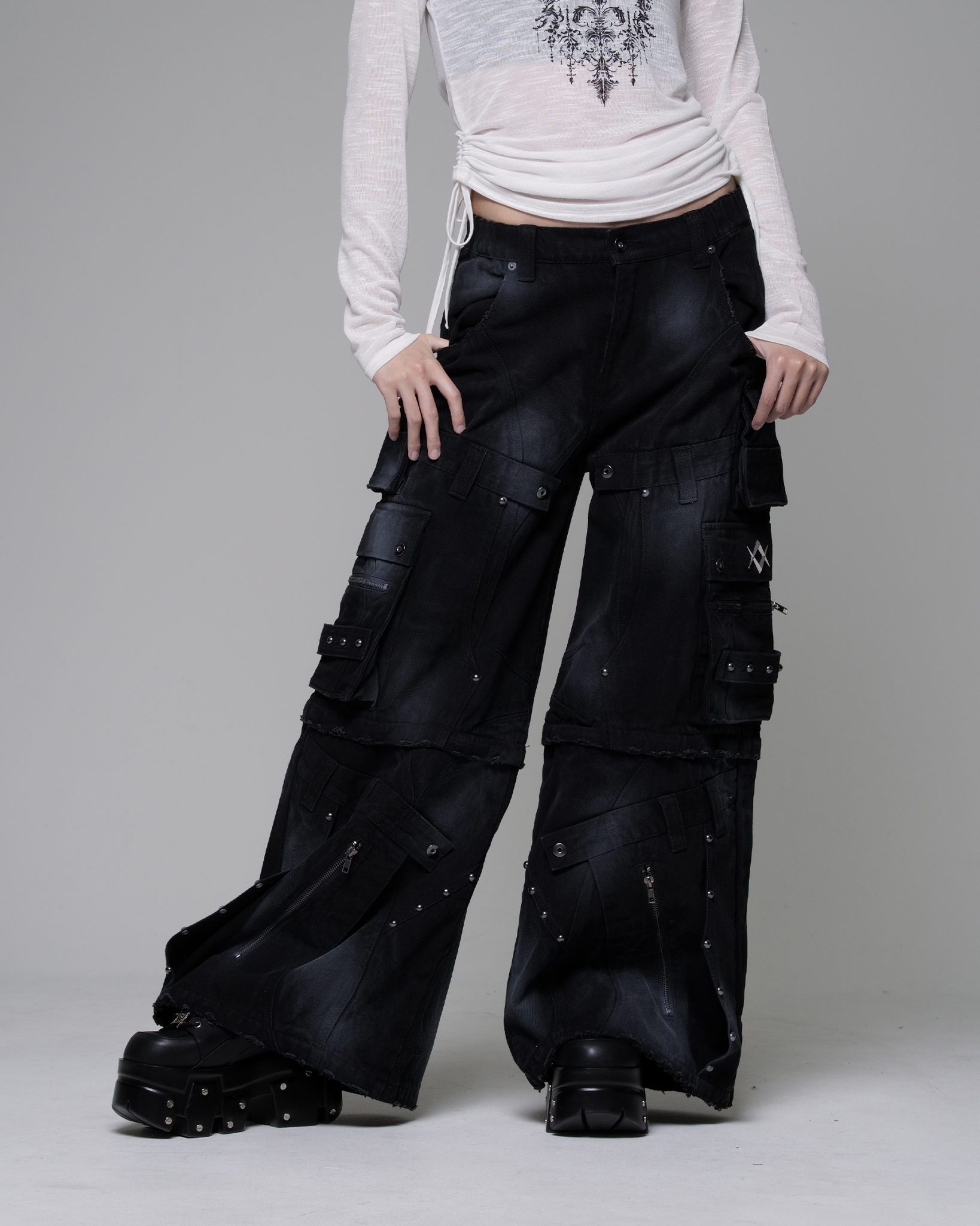 [REFLEM] Remake Design Wide-Leg Cargo Denim Pants