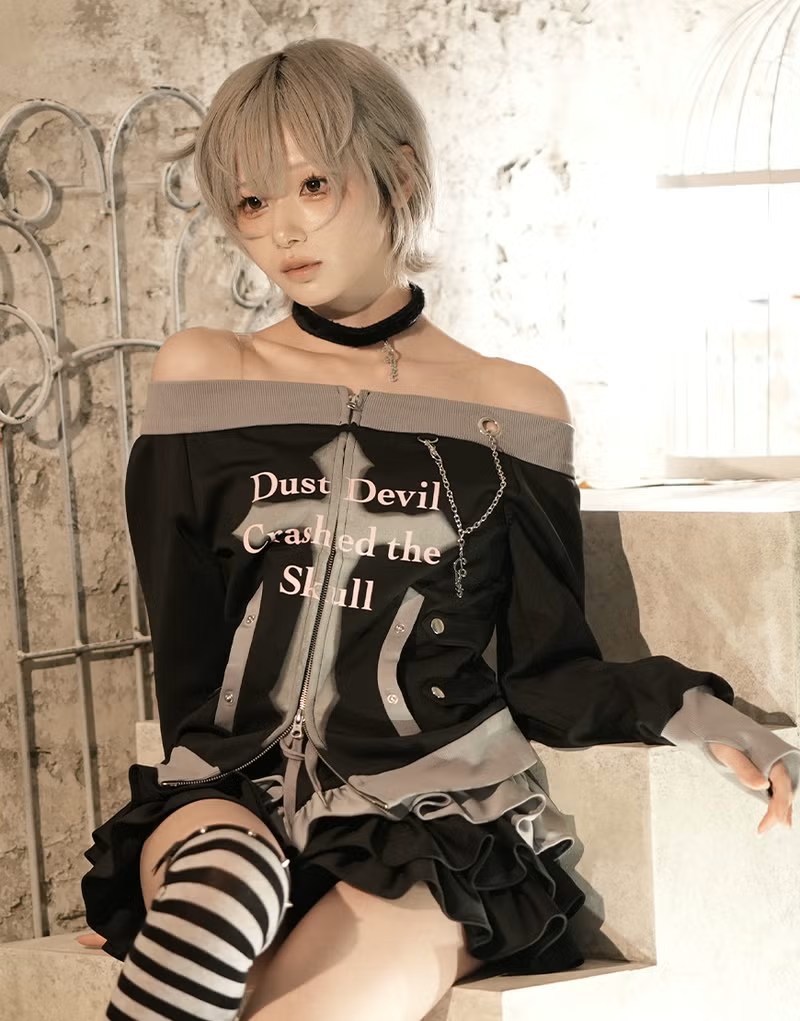 [DustDevil] Crash Off-Shoulder Top