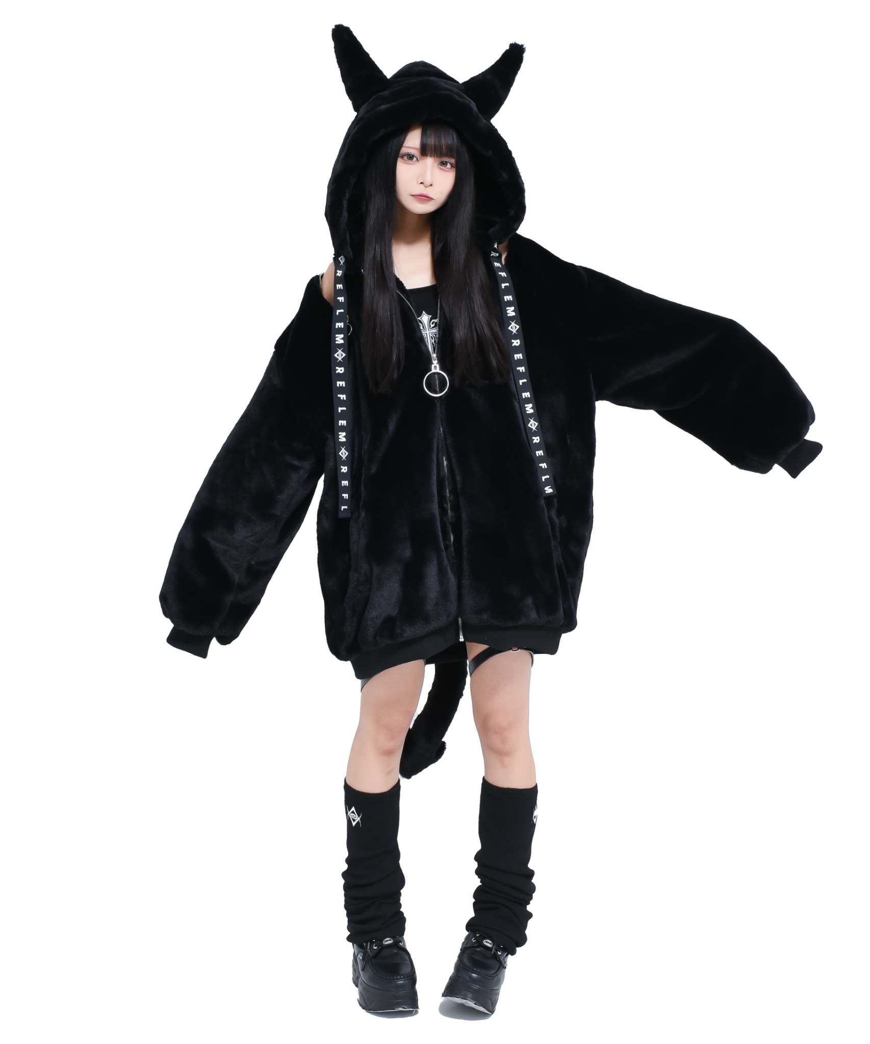 [REFLEM] Devil Design Fur Hoodie