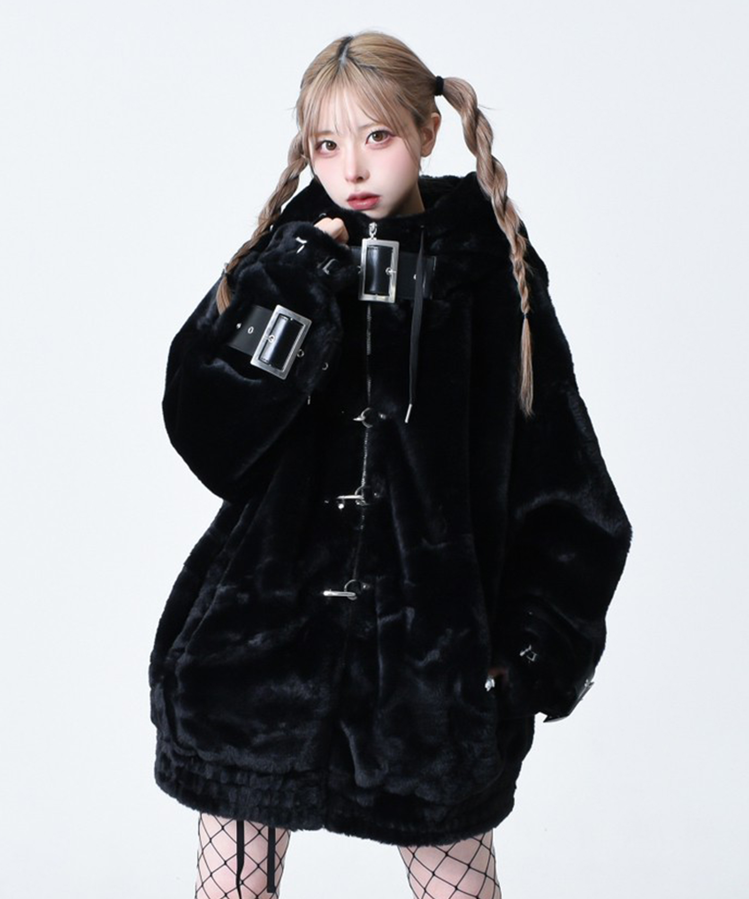 [REFLEM] High-Neck Fur Blouson Hoodie with Belt