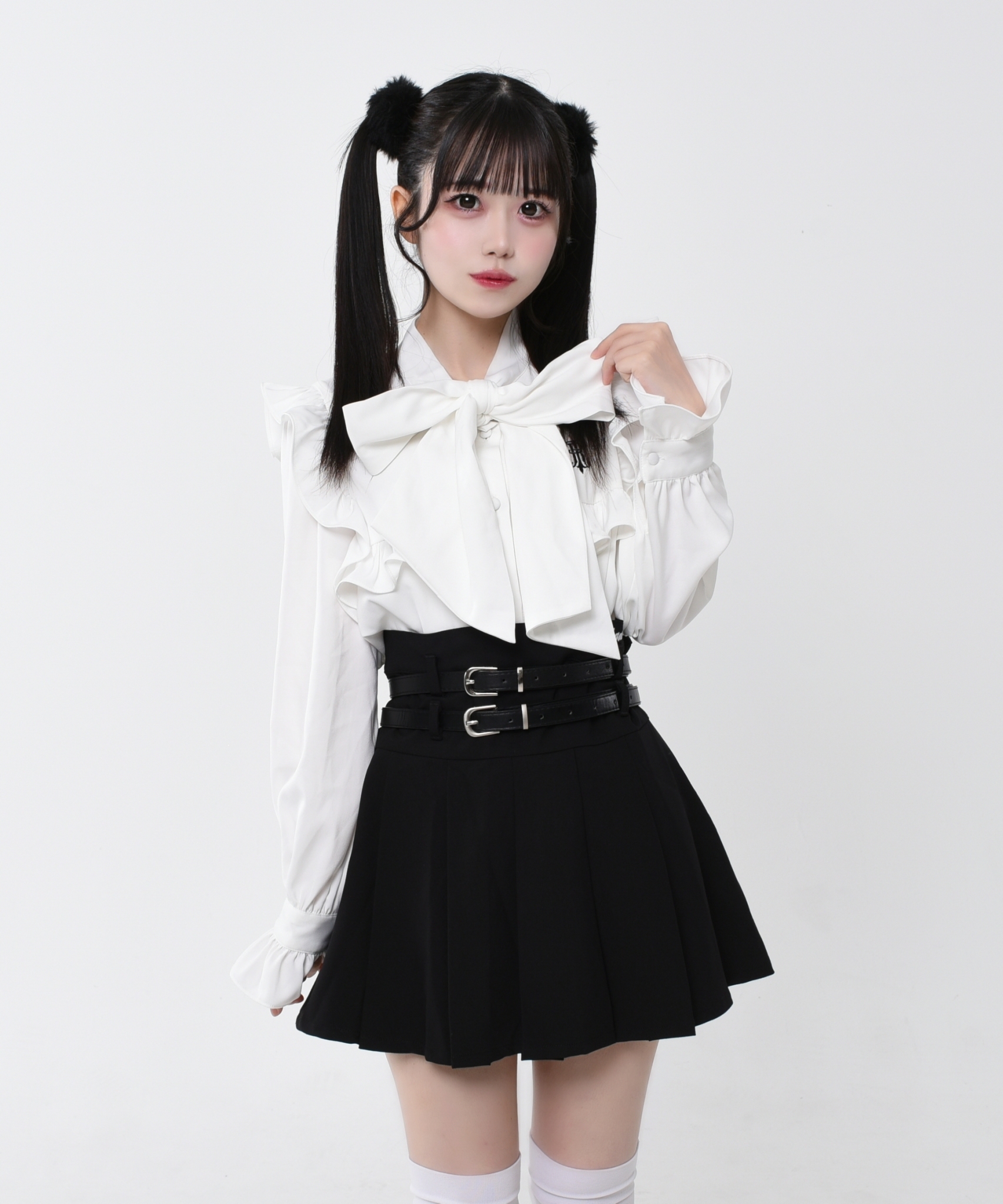 [TRAVAS TOKYO] Big Ribbon Blouse