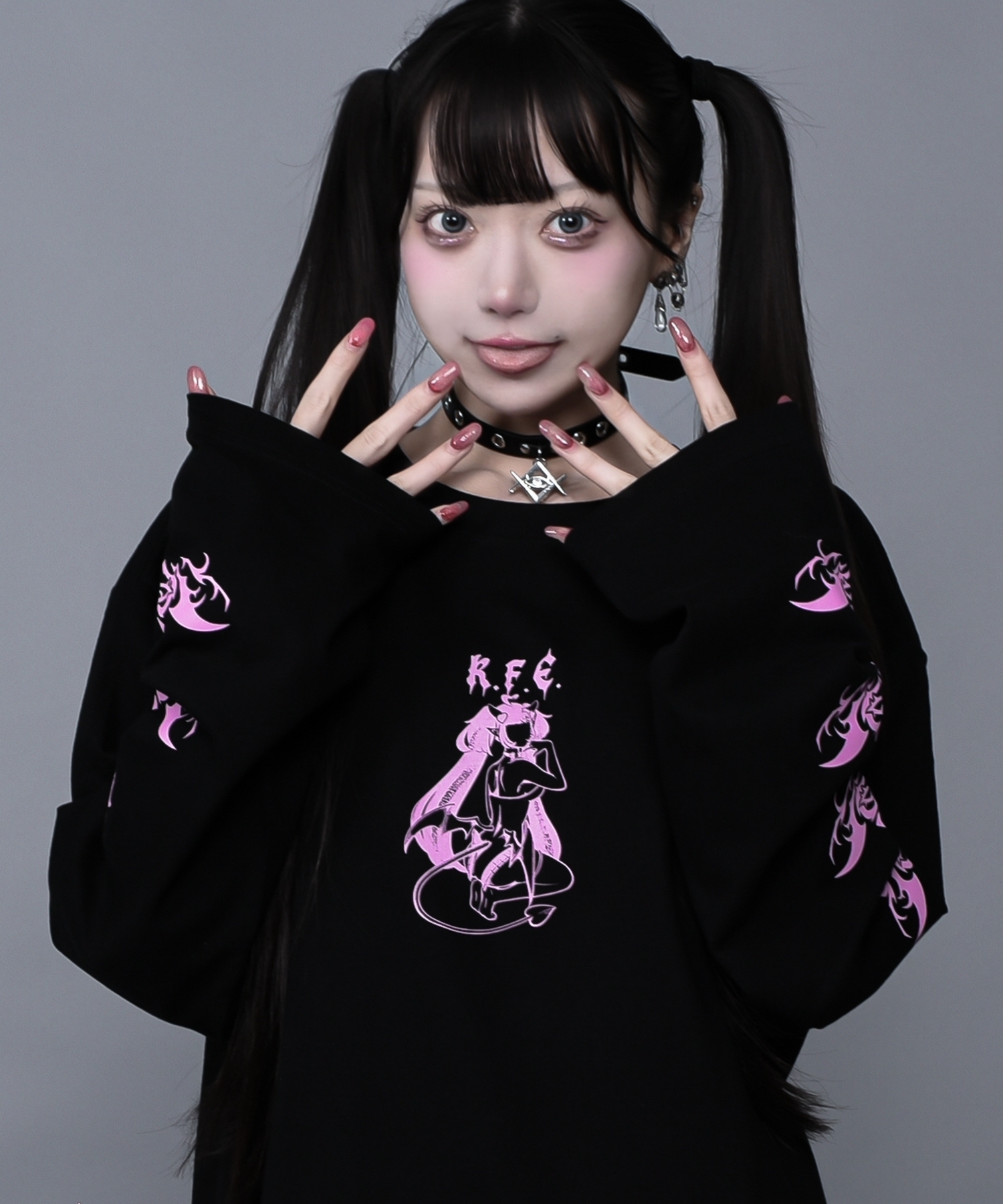 [REFLEM × Ironmouse] Holographic Heart Devil Wings Long Sleeve Tee