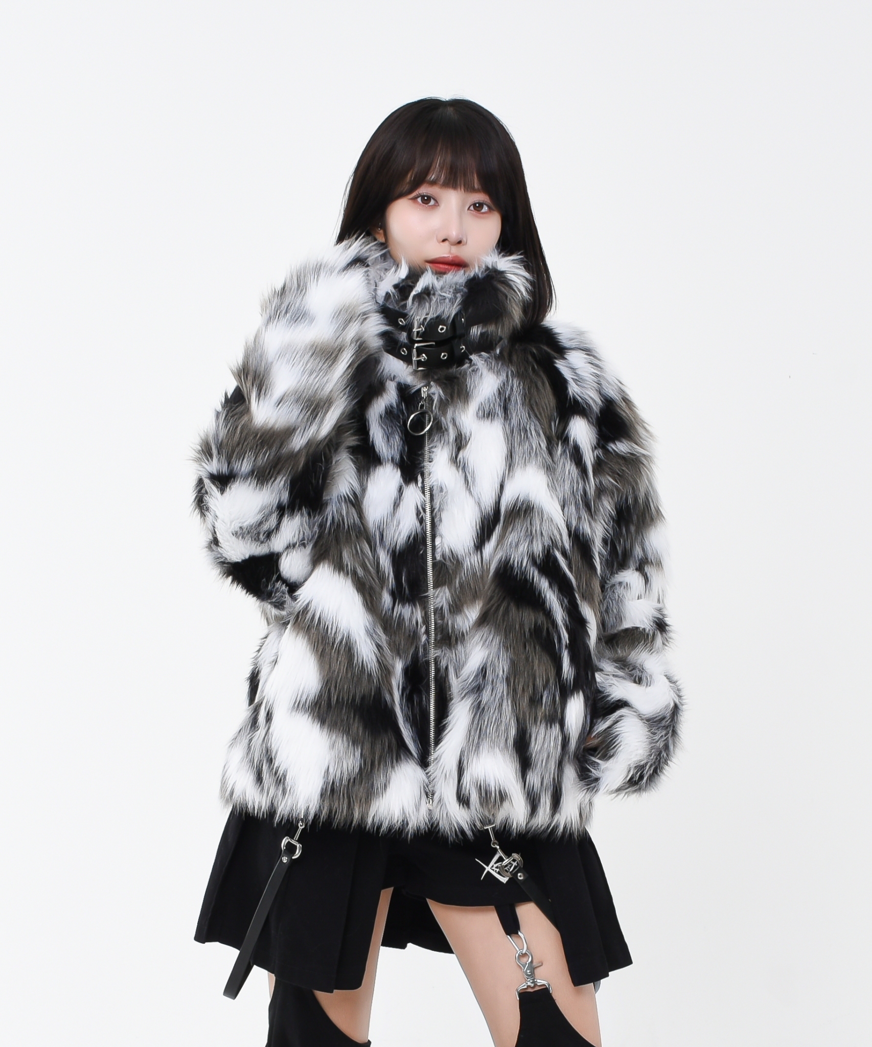 [REFLEM] Cropped Fur Jacket with Belt