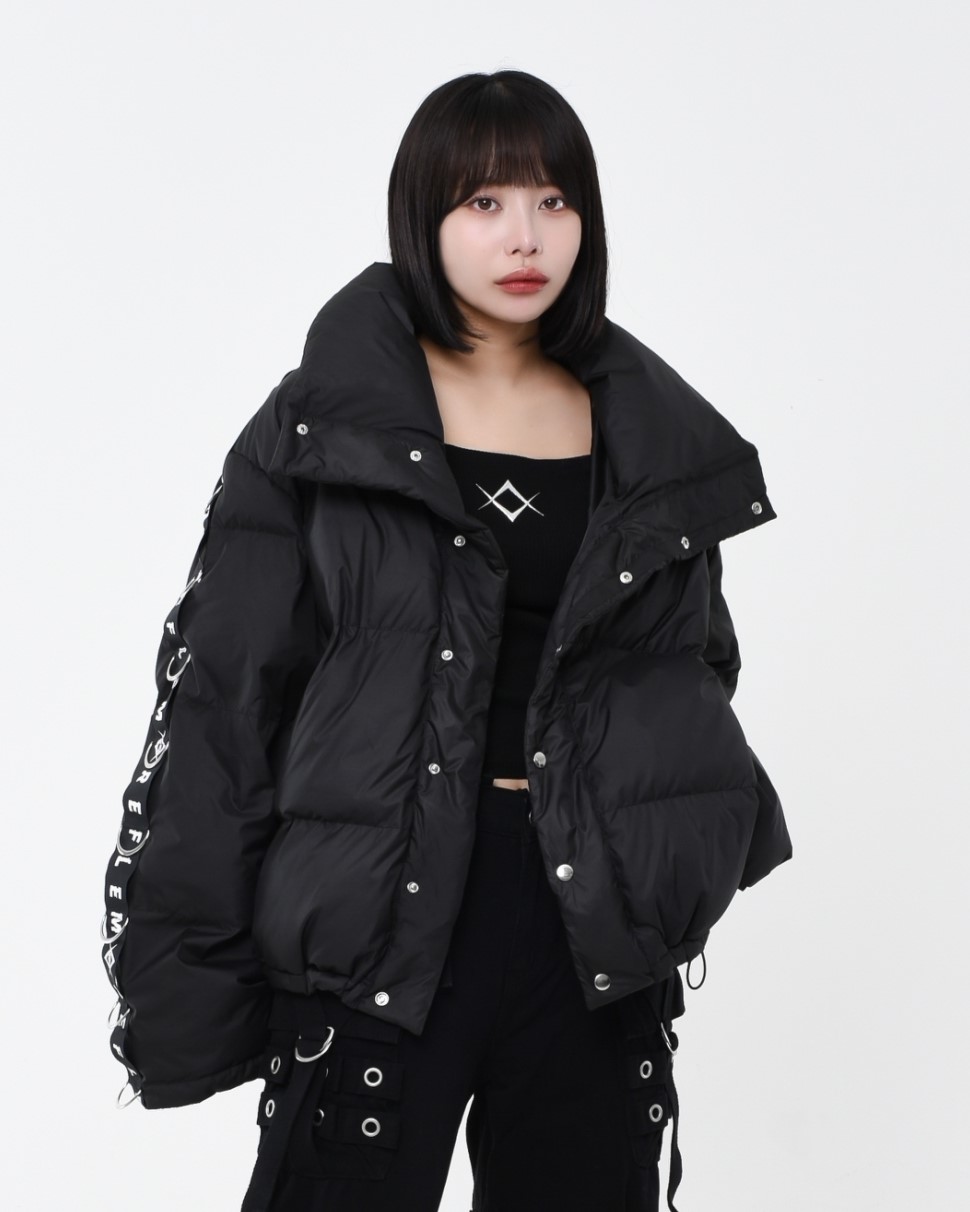 [REFLEM] Padded Jacket with D-Ring Logo Tape