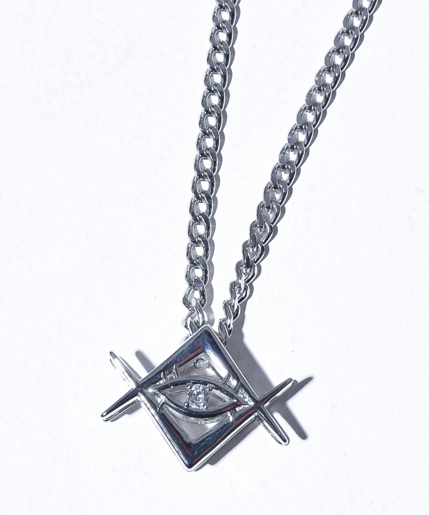 [REFLEM] Thorn Eye Logo Charm Necklace