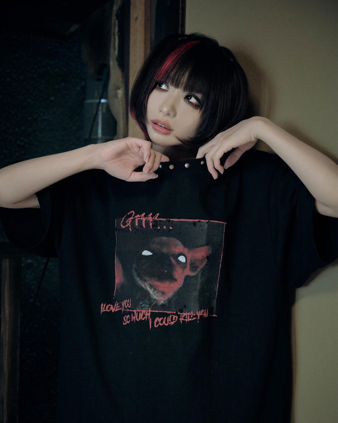 [Grrr the Lipper] Undead Chihuahua T-Shirt