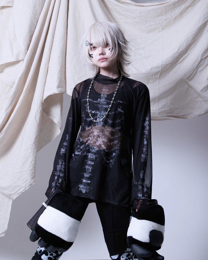 [Gamchu] "These are the Onomatopoeias I Just Learned." Bone-Letter Sheer Top