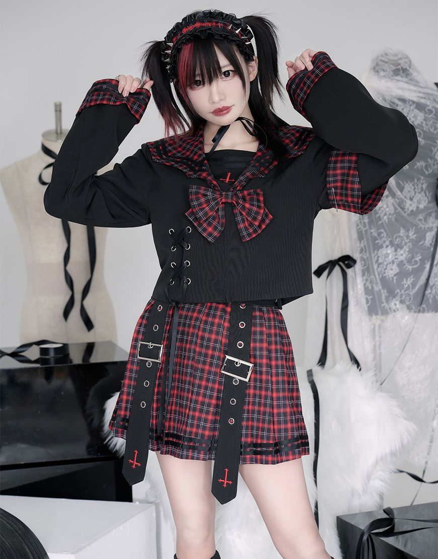 [Grrr the Lipper] Demon Academy Sailor Two-Piece Set