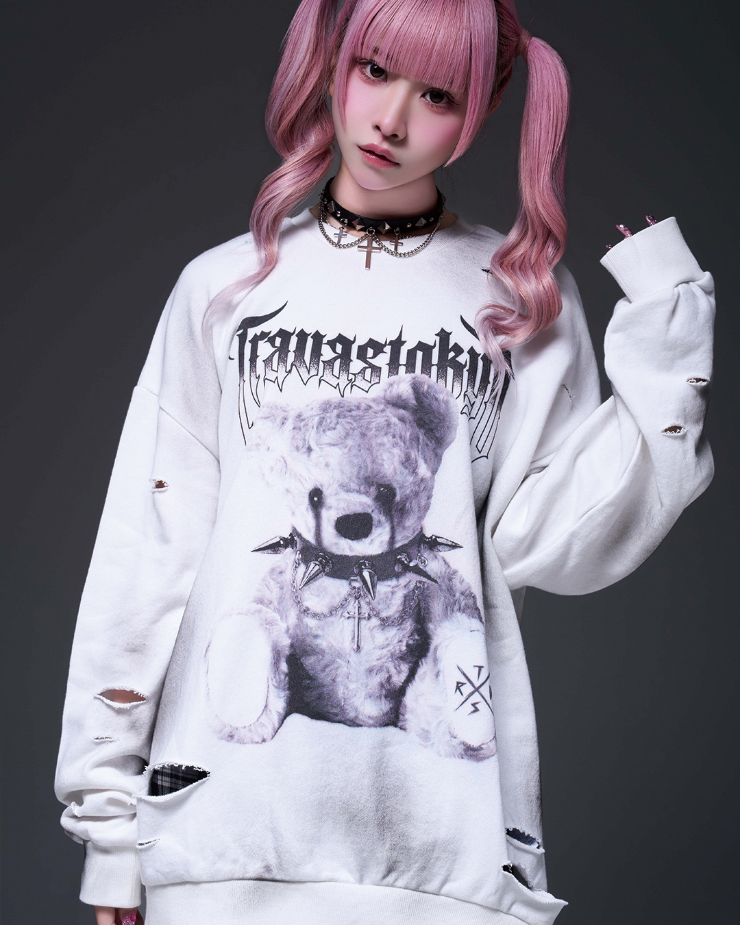 [TRAVAS TOKYO] Pigmented Bear Print Pullover Sweater