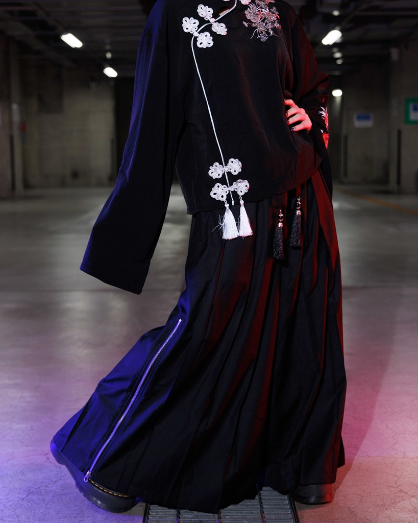 [AdaNous] Slice-and-Slash Hakama-Style Wide-Leg Pants