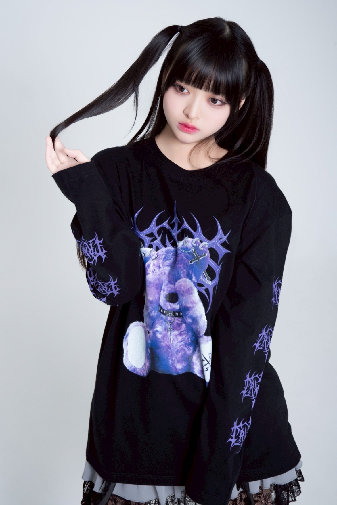 [TRAVAS TOKYO] Bear Printed Long-Sleeved Tee