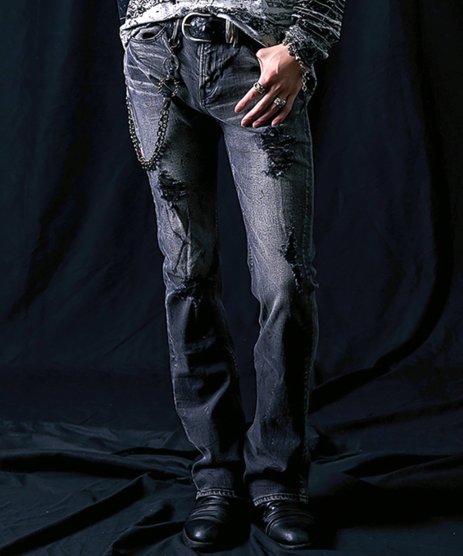[FUGA] Paint-Processed Flared Denim Pants