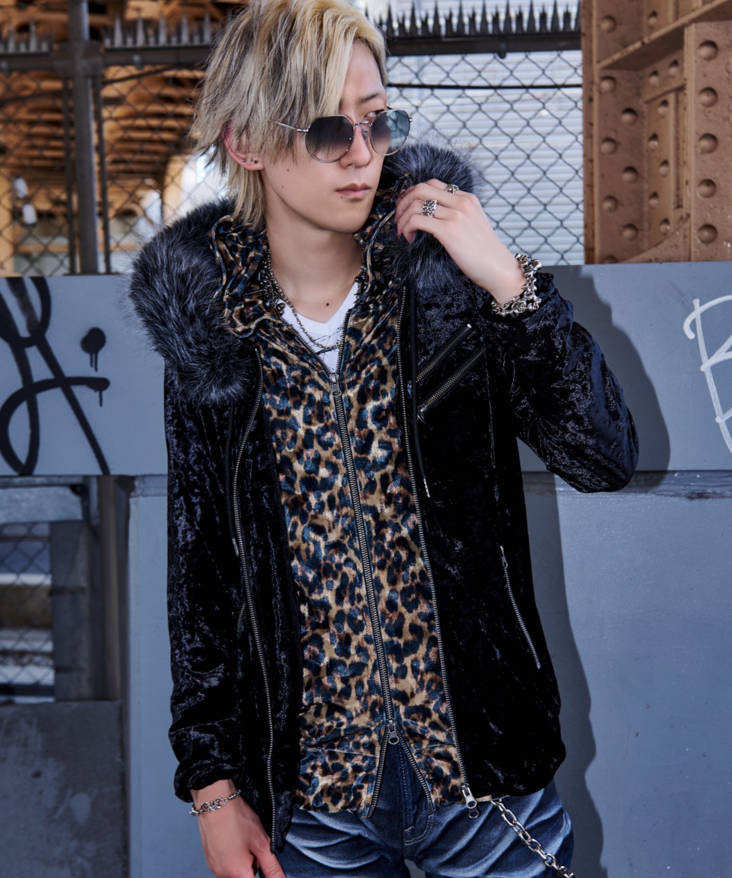 [FUGA] Velour Hoodie with Fur Trim