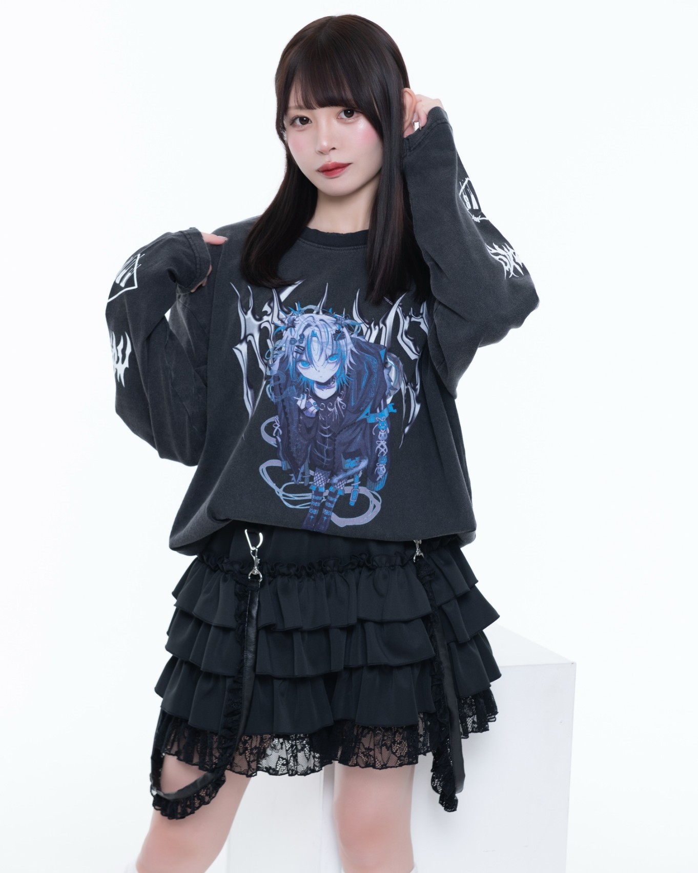 [TRAVAS TOKYO] Printed Illustration Long-Sleeved Tee