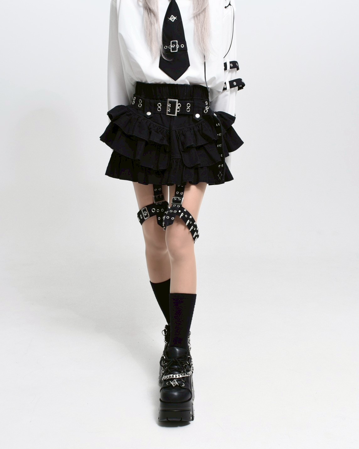 [REFLEM] Frilly Skirt with Garter Belt