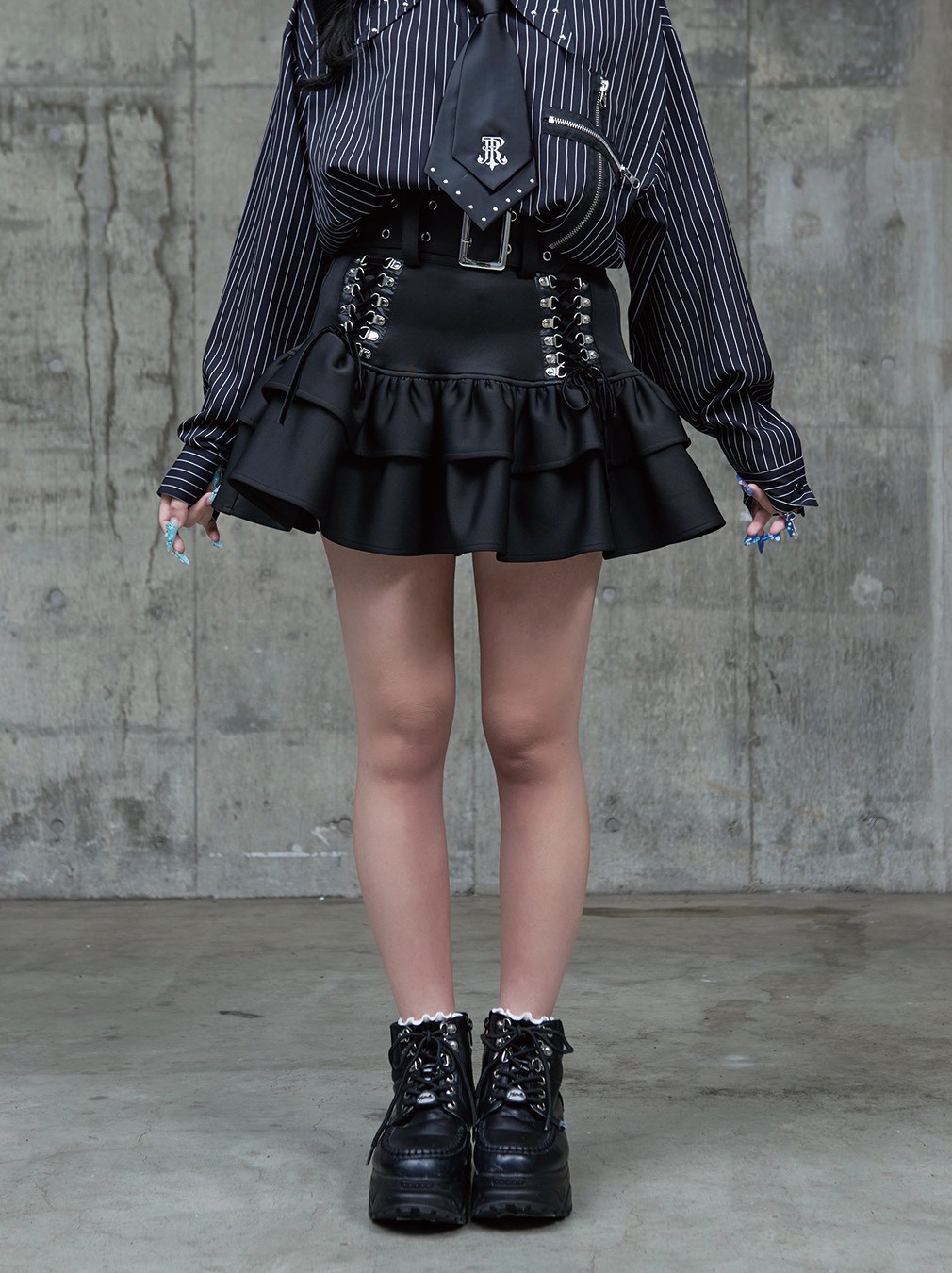 [TRAVAS TOKYO] Corset Lacing Tiered Skirt
